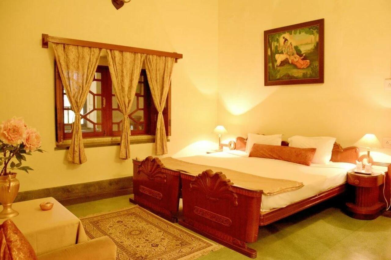 ภัณวร วิลาสพาเลซ Hotel Karauli ภายนอก รูปภาพ