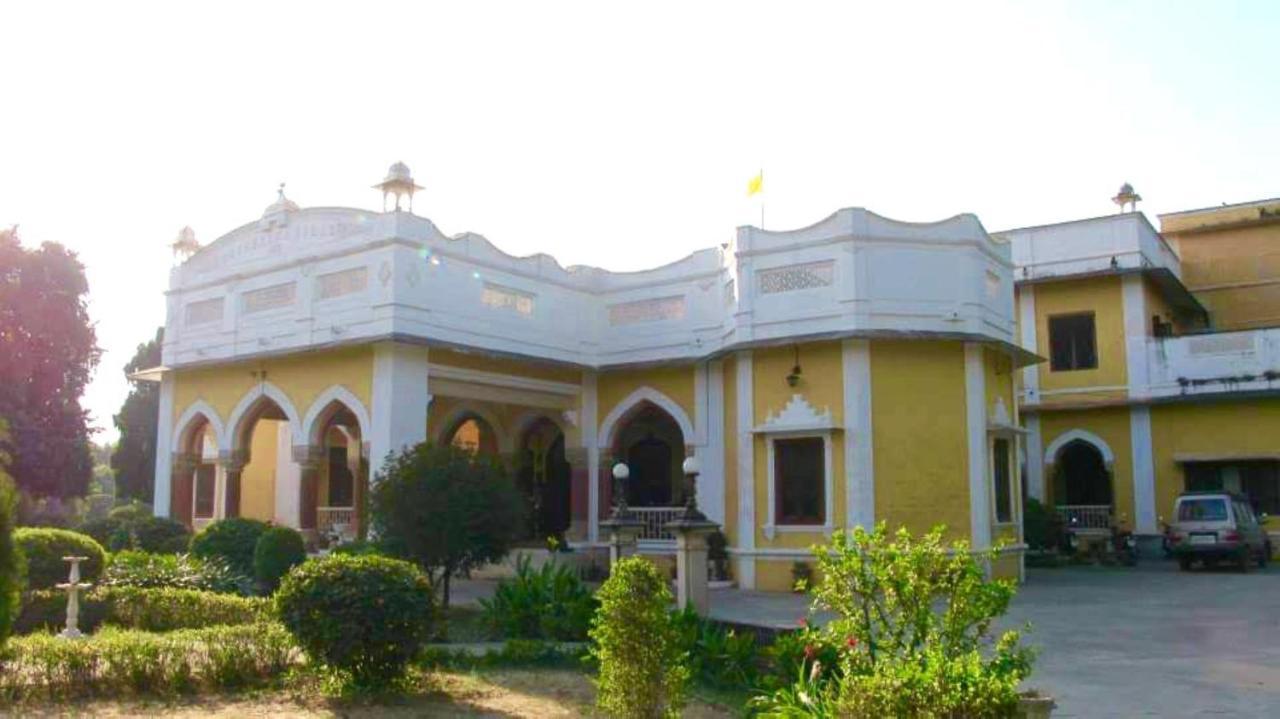 ภัณวร วิลาสพาเลซ Hotel Karauli ภายนอก รูปภาพ