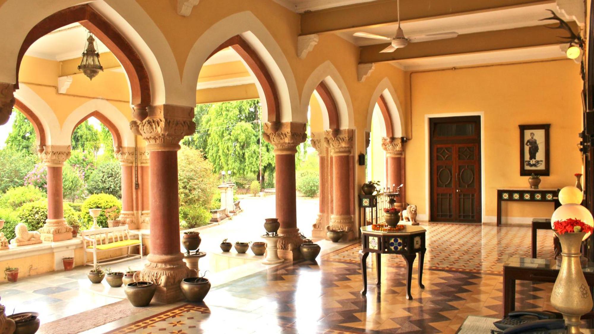 ภัณวร วิลาสพาเลซ Hotel Karauli ภายนอก รูปภาพ