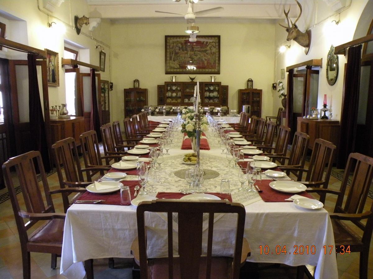 ภัณวร วิลาสพาเลซ Hotel Karauli ภายนอก รูปภาพ