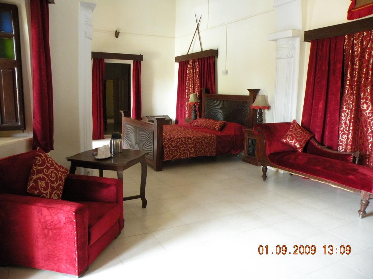 ภัณวร วิลาสพาเลซ Hotel Karauli ภายนอก รูปภาพ